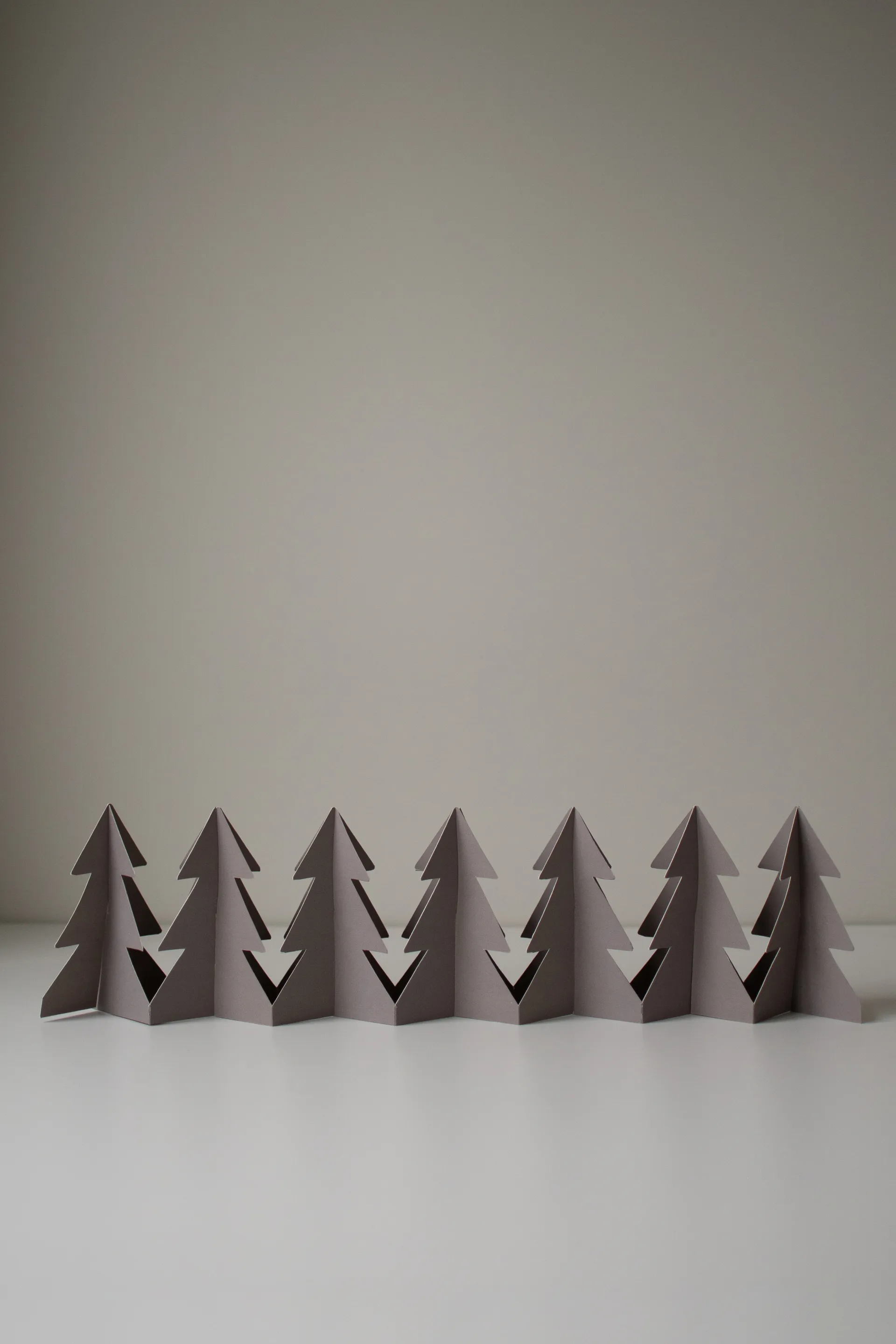 Tree in a row decoration, Mole, 7x60 cm DBKD