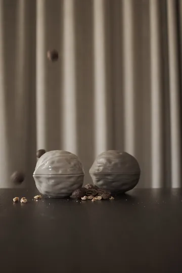 Walnut bowl with lid - Dust - DBKD