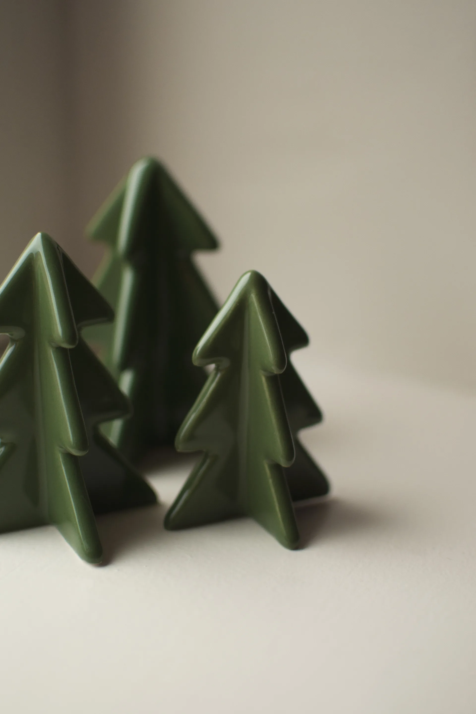 Winter tree decoration, Green, 7 cm DBKD