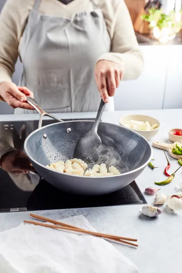 Alu Pro 5 Ceraforce wok pan ceramic 5-ply - Ø30 cm - Demeyere