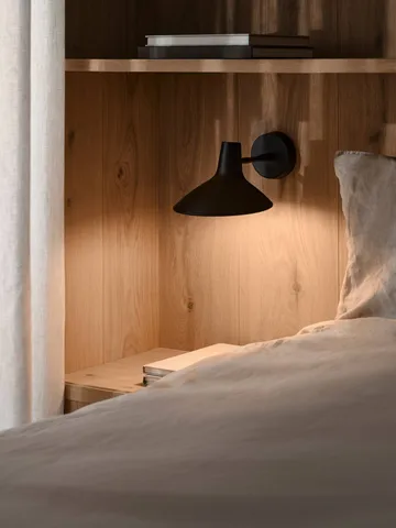 Darci short wall lamp - Black - Design For The People