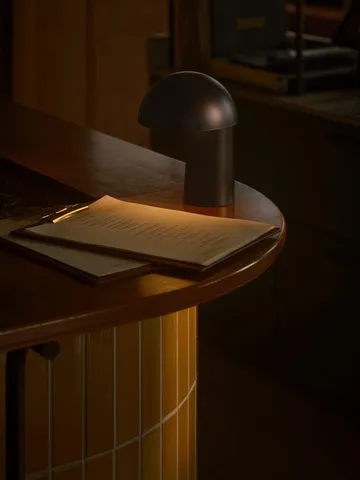 Faye portable table lamp - Black - Design For The People