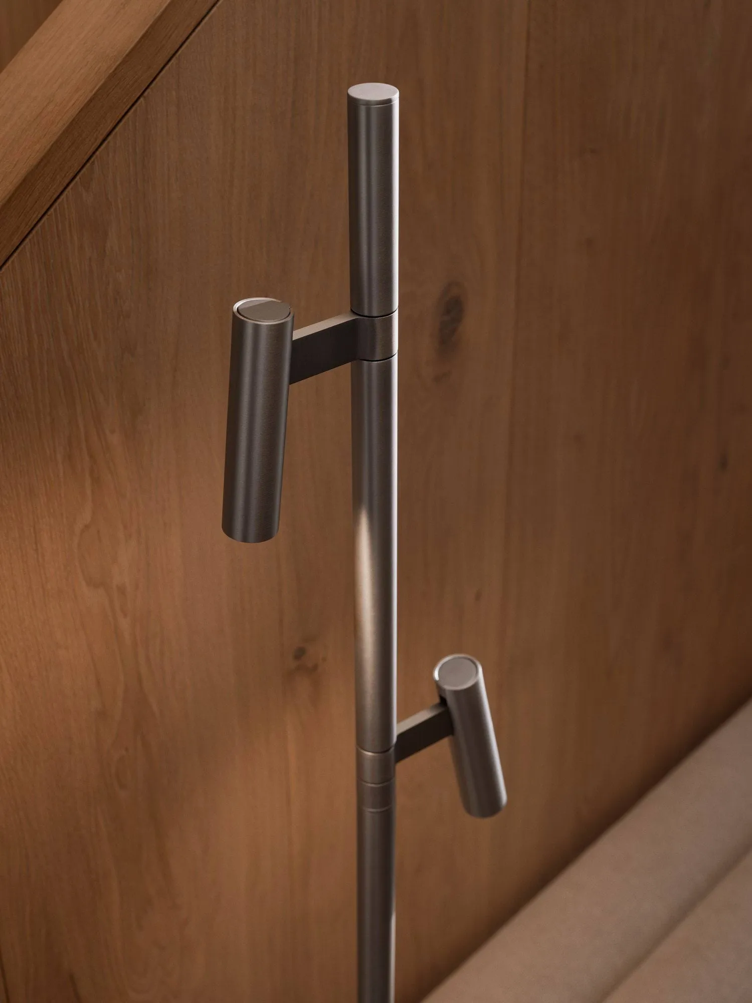 Makoto floor lamp, Satin chrome, 150 cm Design For The People