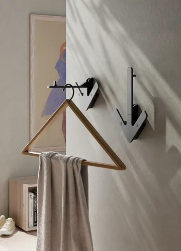 Arrow hanger - black - Design House Stockholm