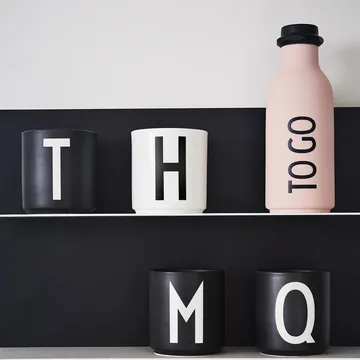 Design Letters cup black - P - Design Letters