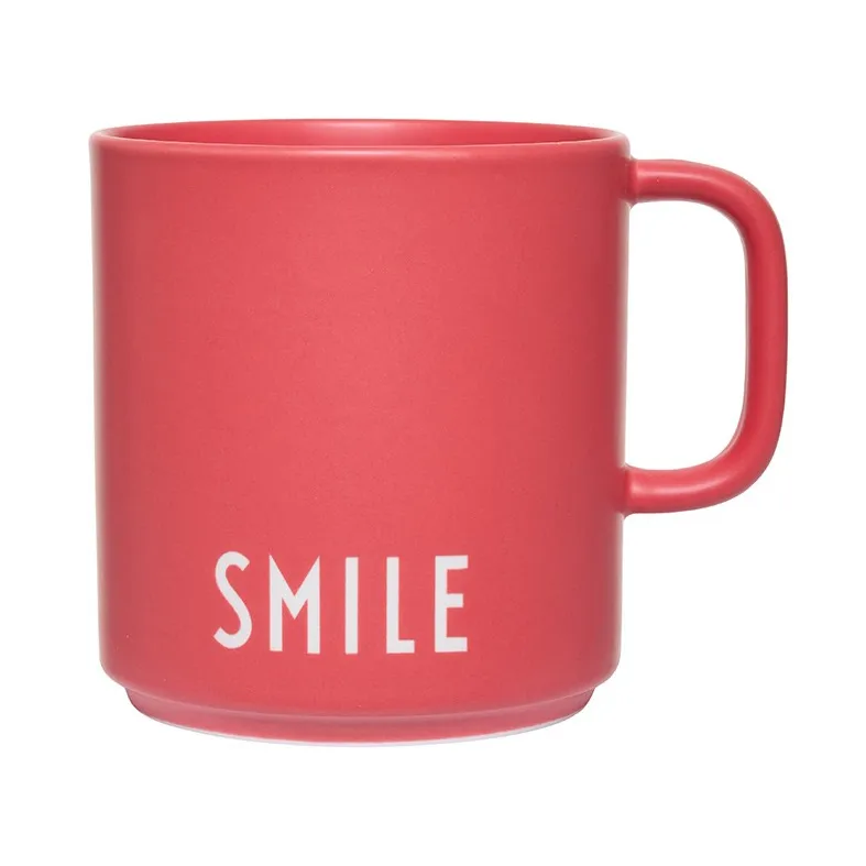 Design Letters favourite cup with handle 25 cl, Red Design Letters