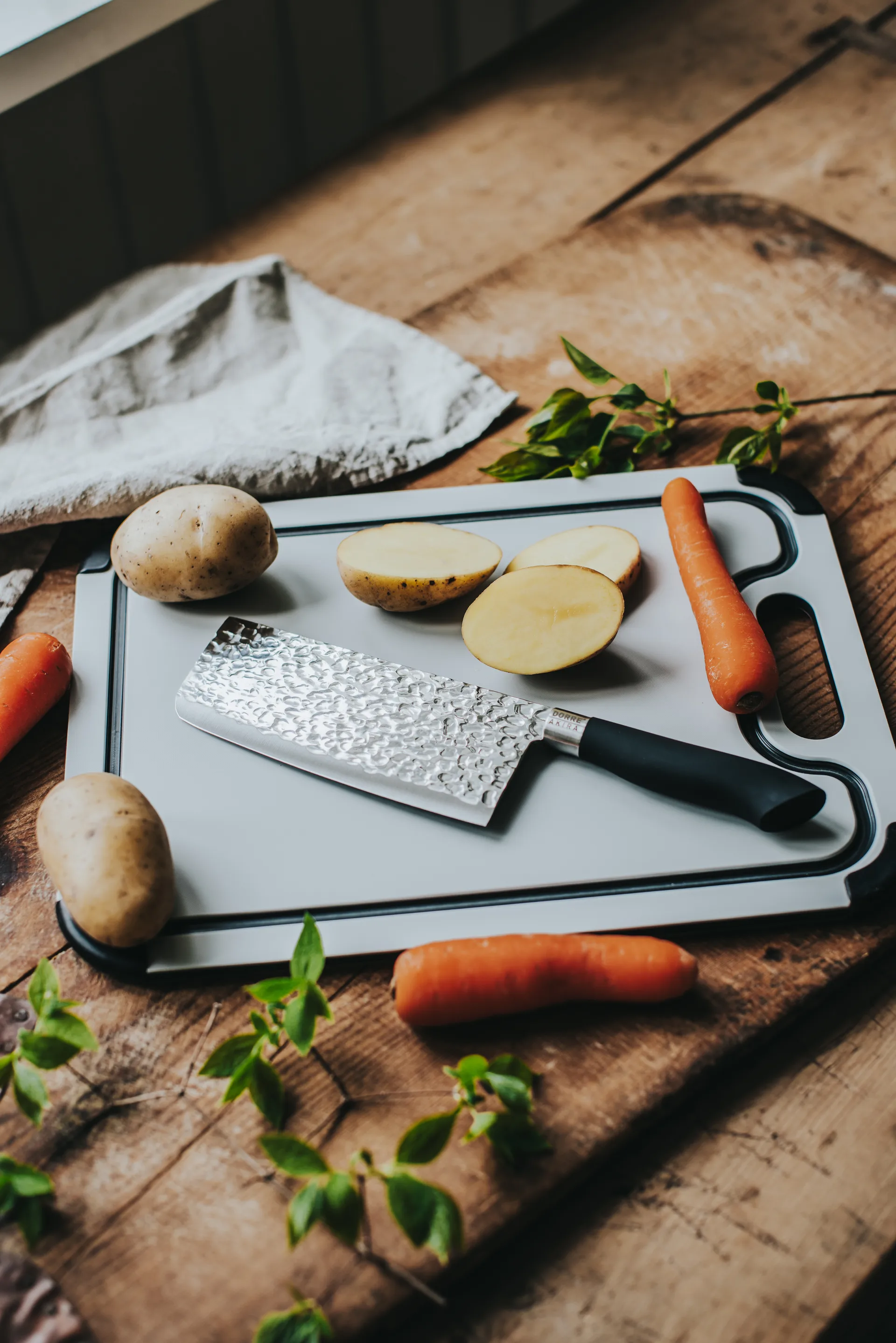 Akira Chinese chef’s knife 30 cm, Black Dorre