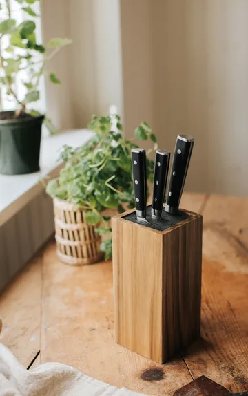 Kini Knife Block square acacia wood - 23.5x10.7x10.7 cm - Dorre