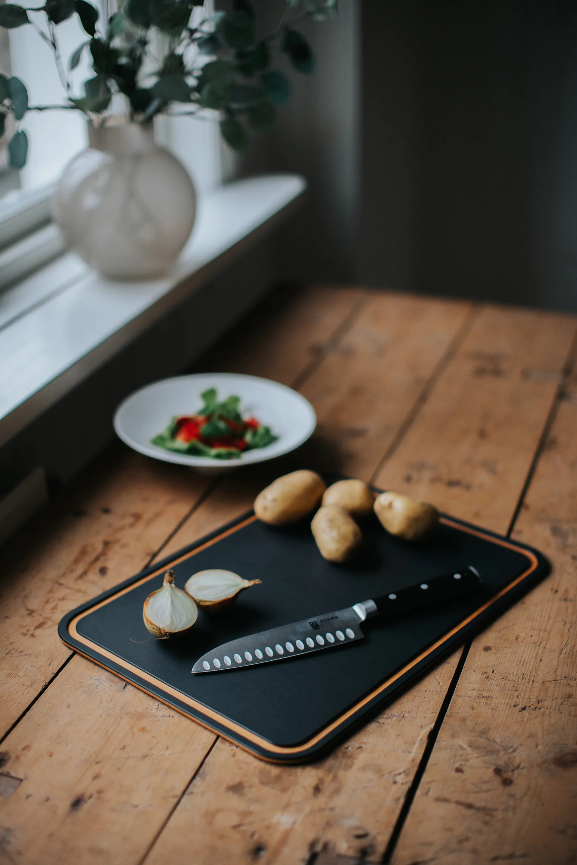 Sami chopping board pressed wood fiber, Black, 44x32.5 cm Dorre