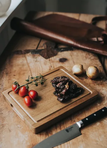 Skye chopping board - Acacia, 30x24x3 cm - Dorre