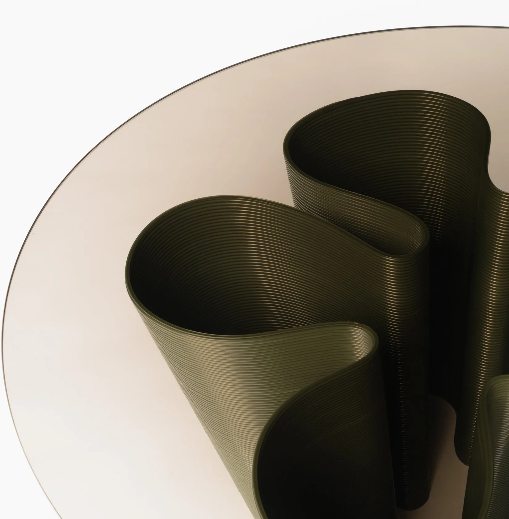 Anemone coffee table Ø110 cm, Olive Ekbacken Studios