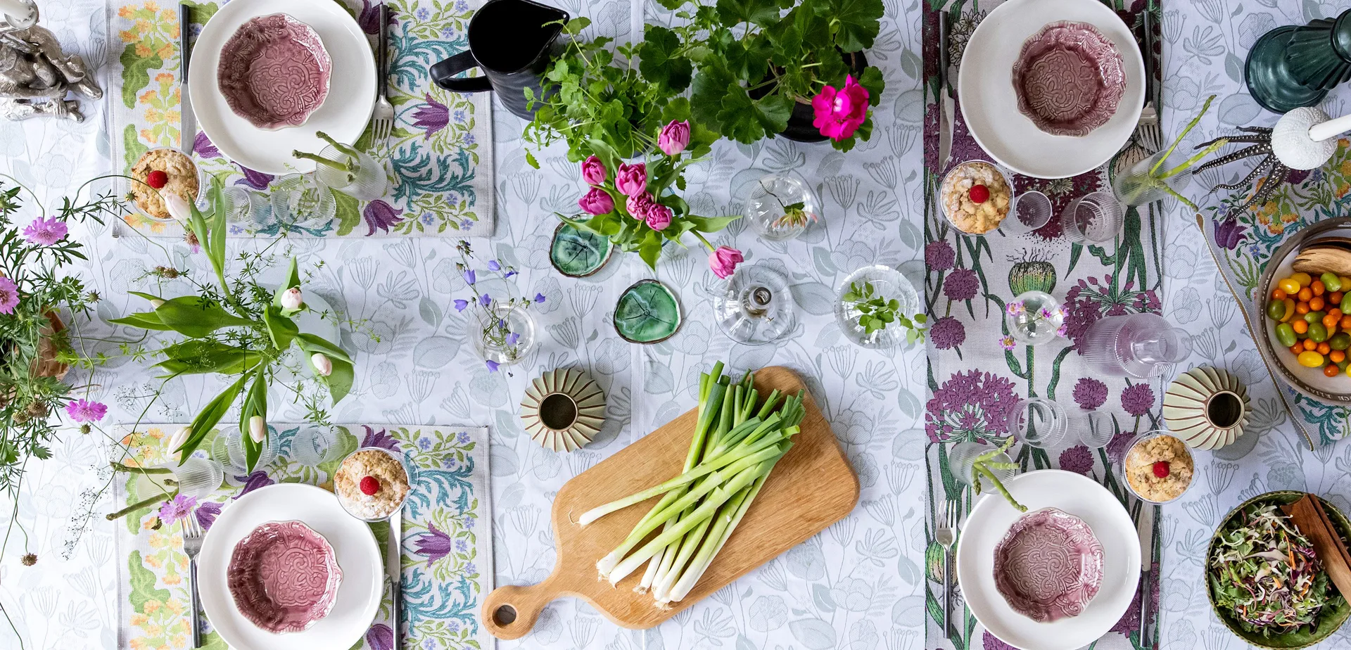 Grönska tablecloth 145x300 cm, Green Ekelund Linneväveri