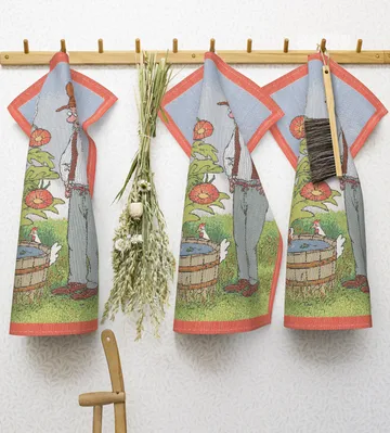 Pettson & Findus kitchen towel - Findus bathes - Ekelund Linneväveri