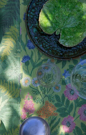 Vildblommor kitchen towel 35x50 cm - Green - Ekelund Linneväveri