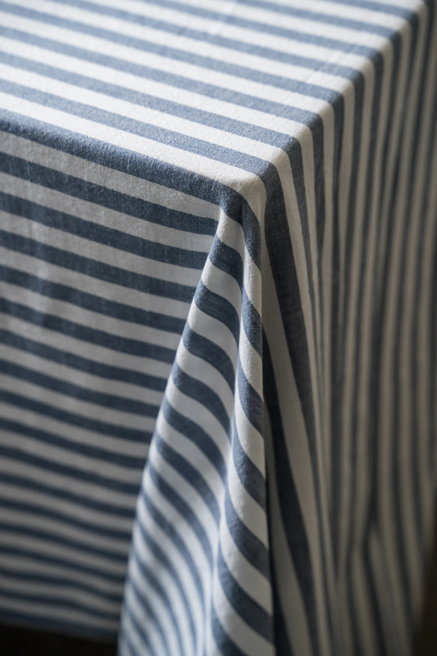 Ernst tablecloth striped 145x300 cm, Blue-white ERNST