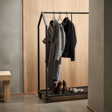 Clothing House klädställning - Black - Essem Design