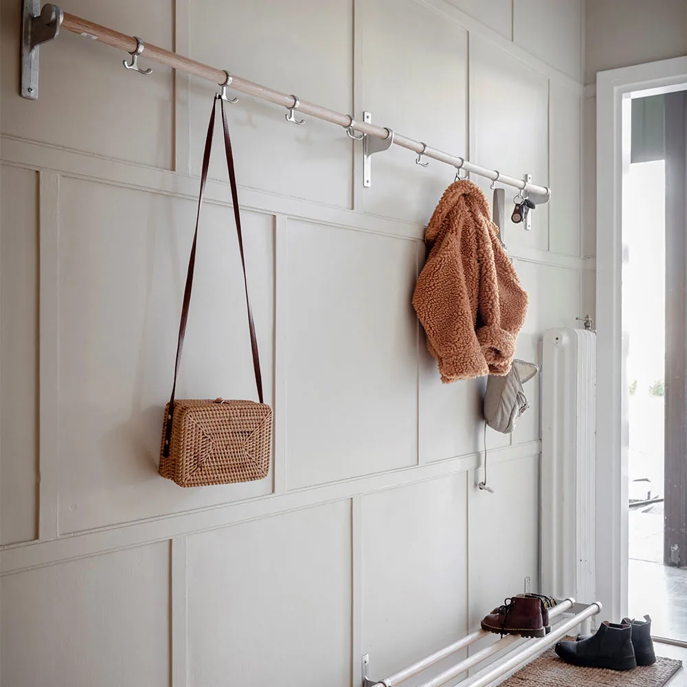 Nostalgi add-on Hook rack, Birch, aluminium stand Essem Design