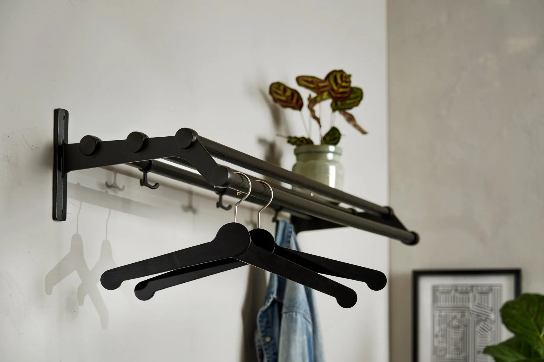 Nostalgi clothes hanger 3-pack, Black Essem Design