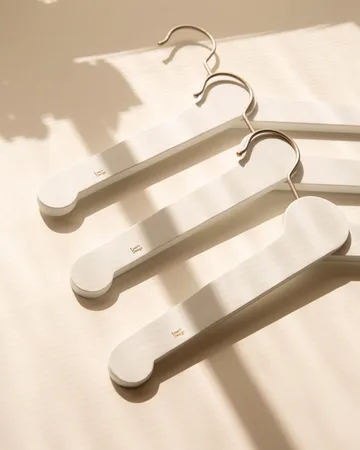 Nostalgi clothes hanger 3-pack - White - Essem Design