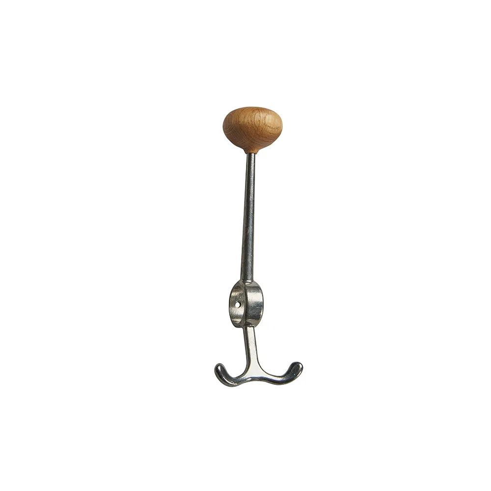 Oskar hook, Aluminium, oak knob Essem Design