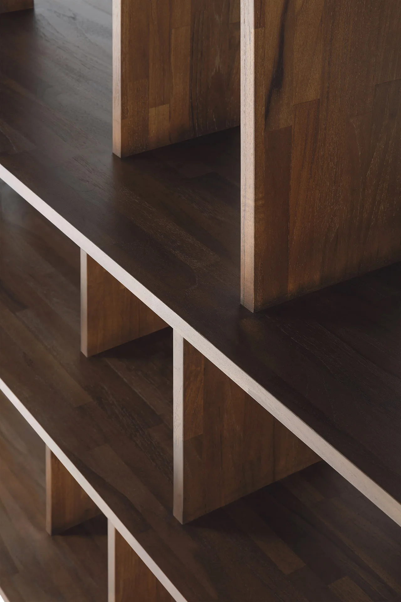 Irregular shelf, Dark stained teak large Ethnicraft