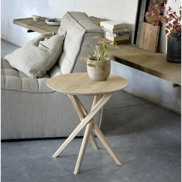 Mikado side table 50x50 cm - Oak wax oil - Ethnicraft