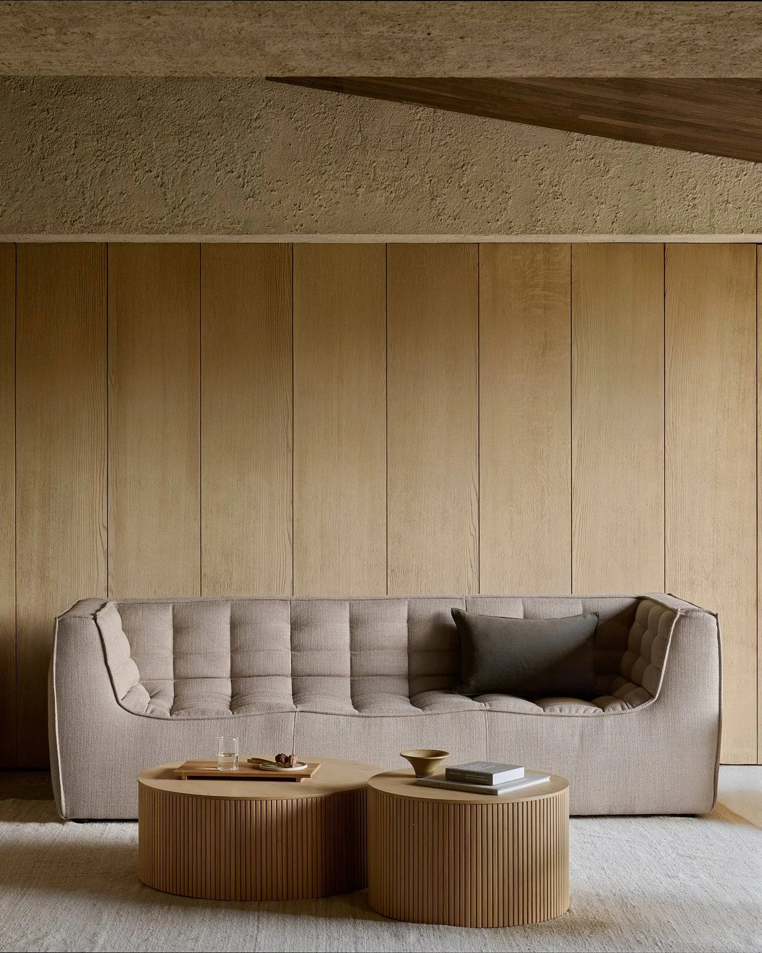 N701 sofa 2-seater, Beige, with armrests Ethnicraft