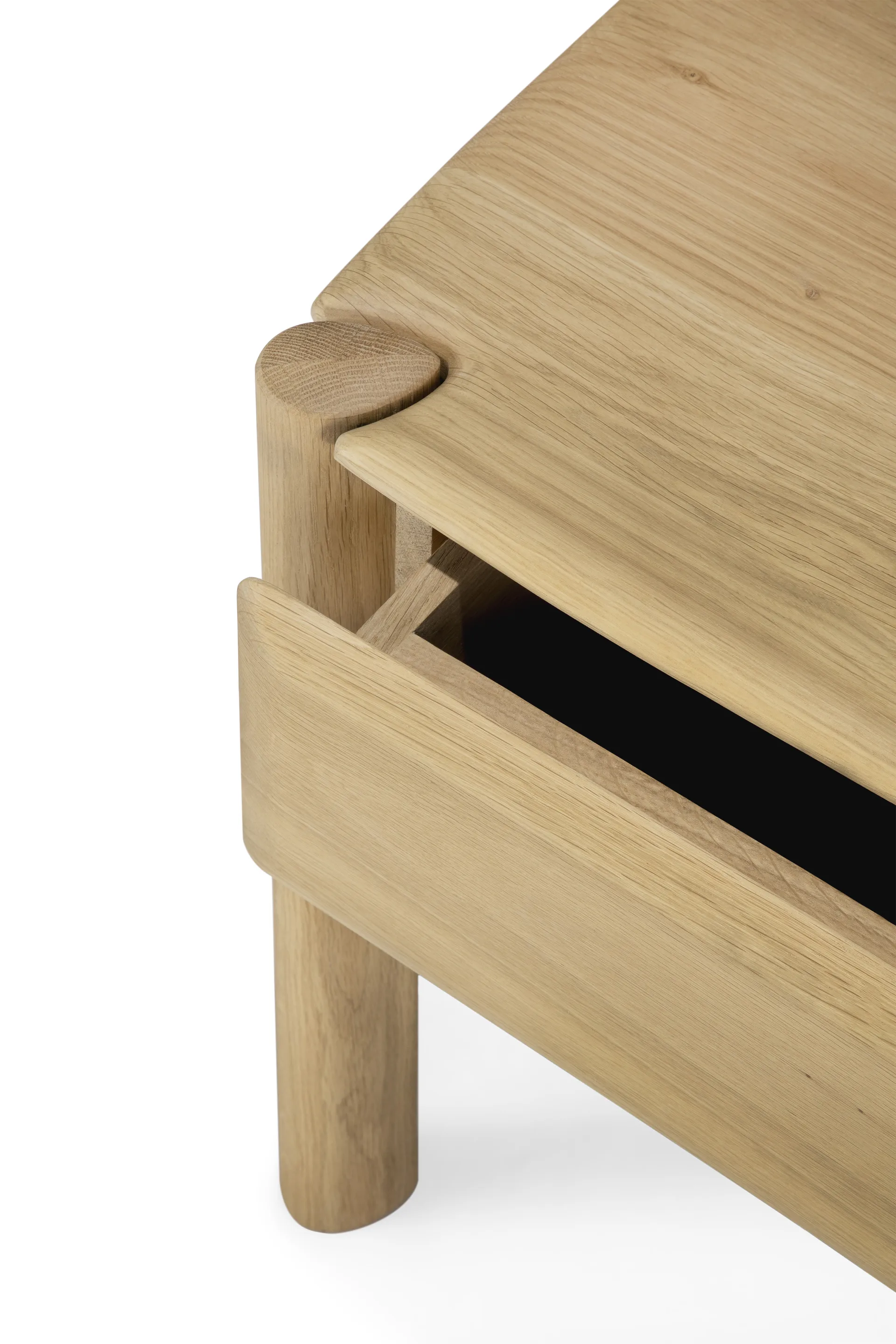 PI bedside table, Oak, 60x53 cm Ethnicraft