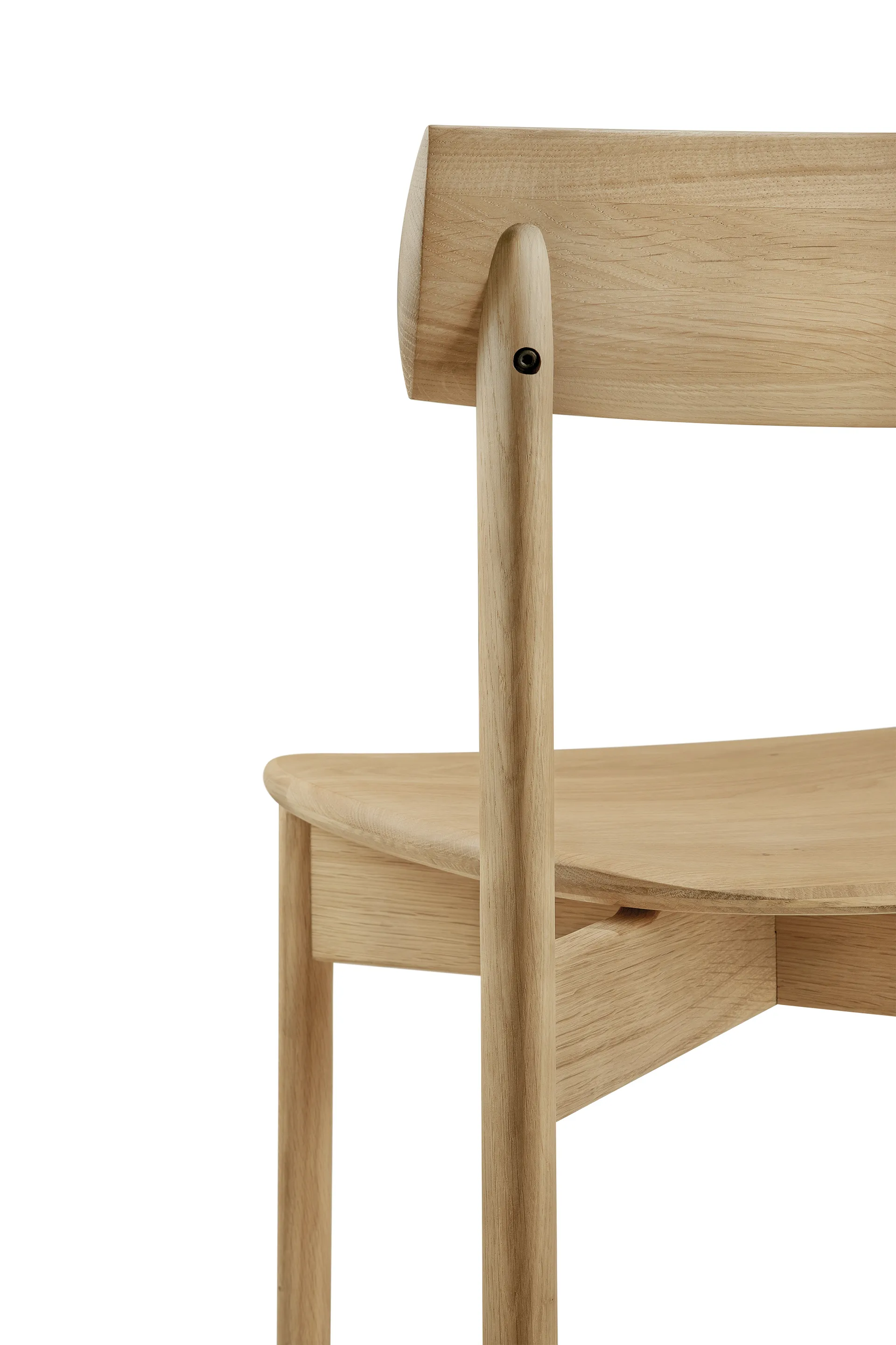 Risu chair, Lacquered oak Ethnicraft