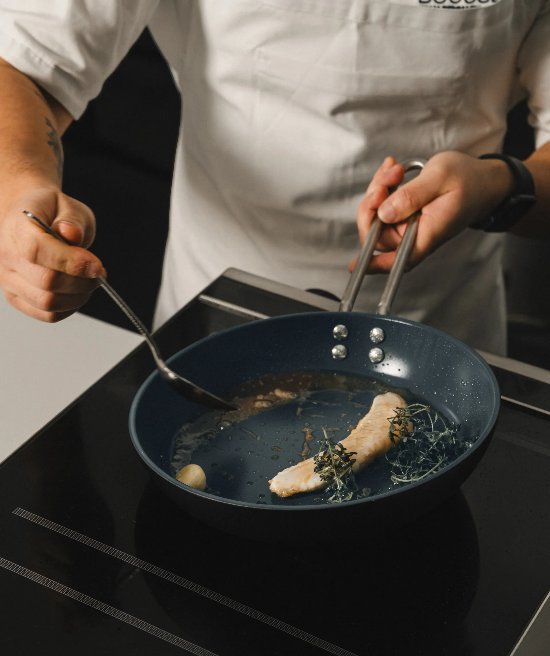 Professional Laser Titanium Slip-Let frying pan, Black, Ø24 cm Eva Solo