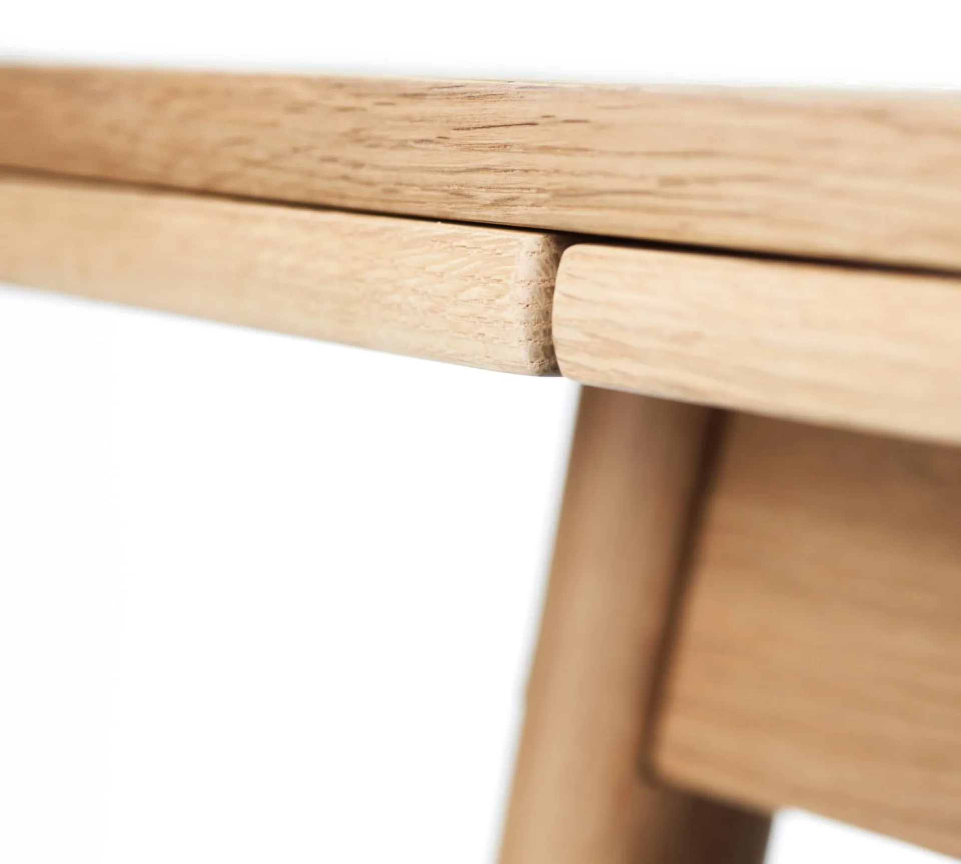 C35AH dining table dutch extract 82x82 cm, Oak nature-oak nature lacquered FDB Møbler