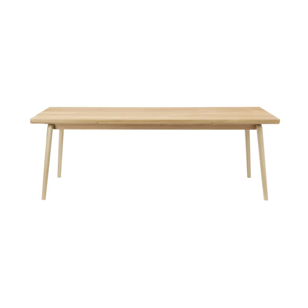 C65 Åstrup dining table 100x220 cm, Oak nature lacquered-oak veneer FDB Møbler