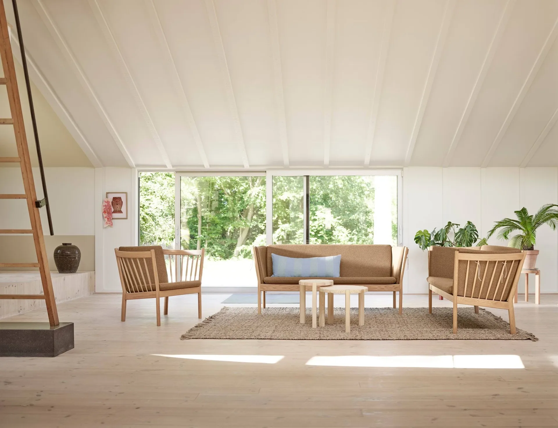 J149 sofa, Fabric dark grey–lacquered oak, 3-seater FDB Møbler
