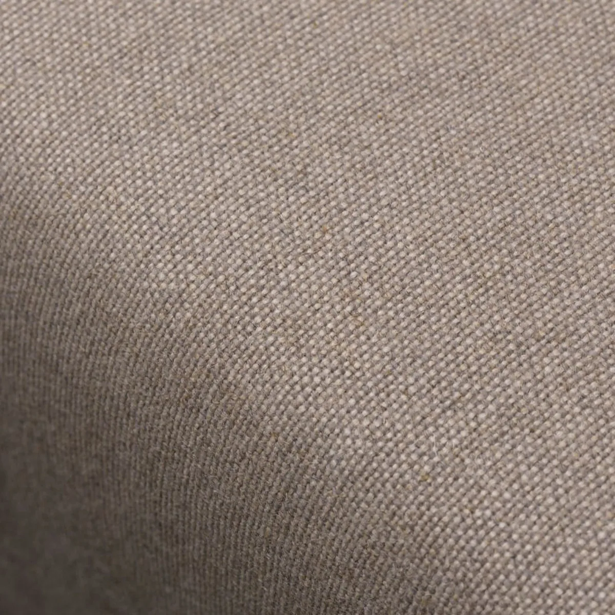 J166 Jørna chair, Oak lacquered-beige FDB Møbler