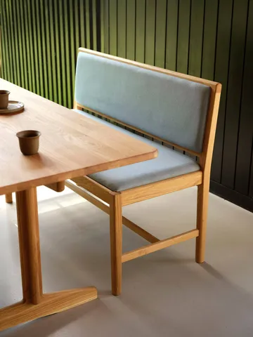 J176 Sønderborg bench - Lacquered oak-Ploegwool blue - FDB Møbler