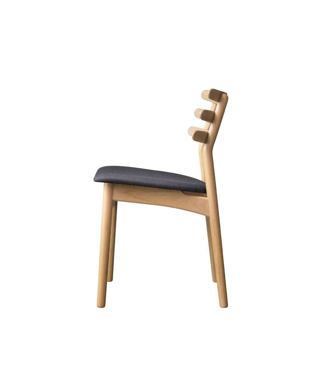 J48 chair, Oak nature lacquered-anthracite FDB Møbler