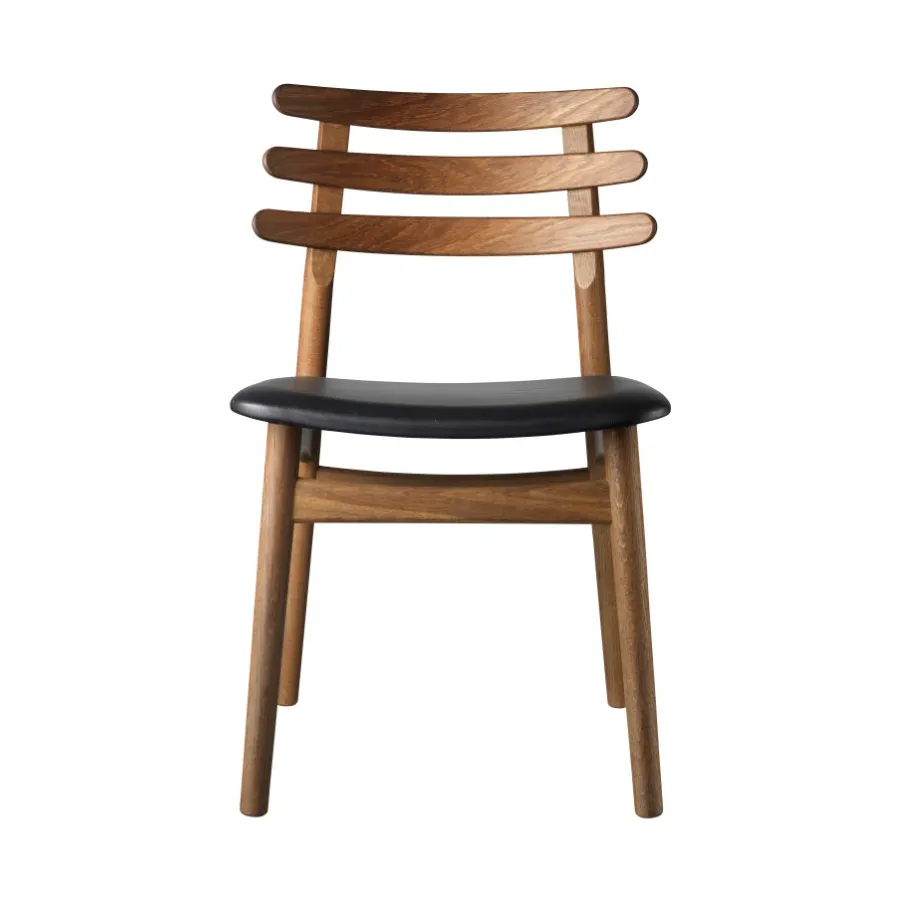 J48 chair, Smoked oak nature lacquered-black leather FDB Møbler