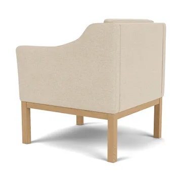 L46 MK155 armchair - Lacquered oak–beige fabric - FDB Møbler