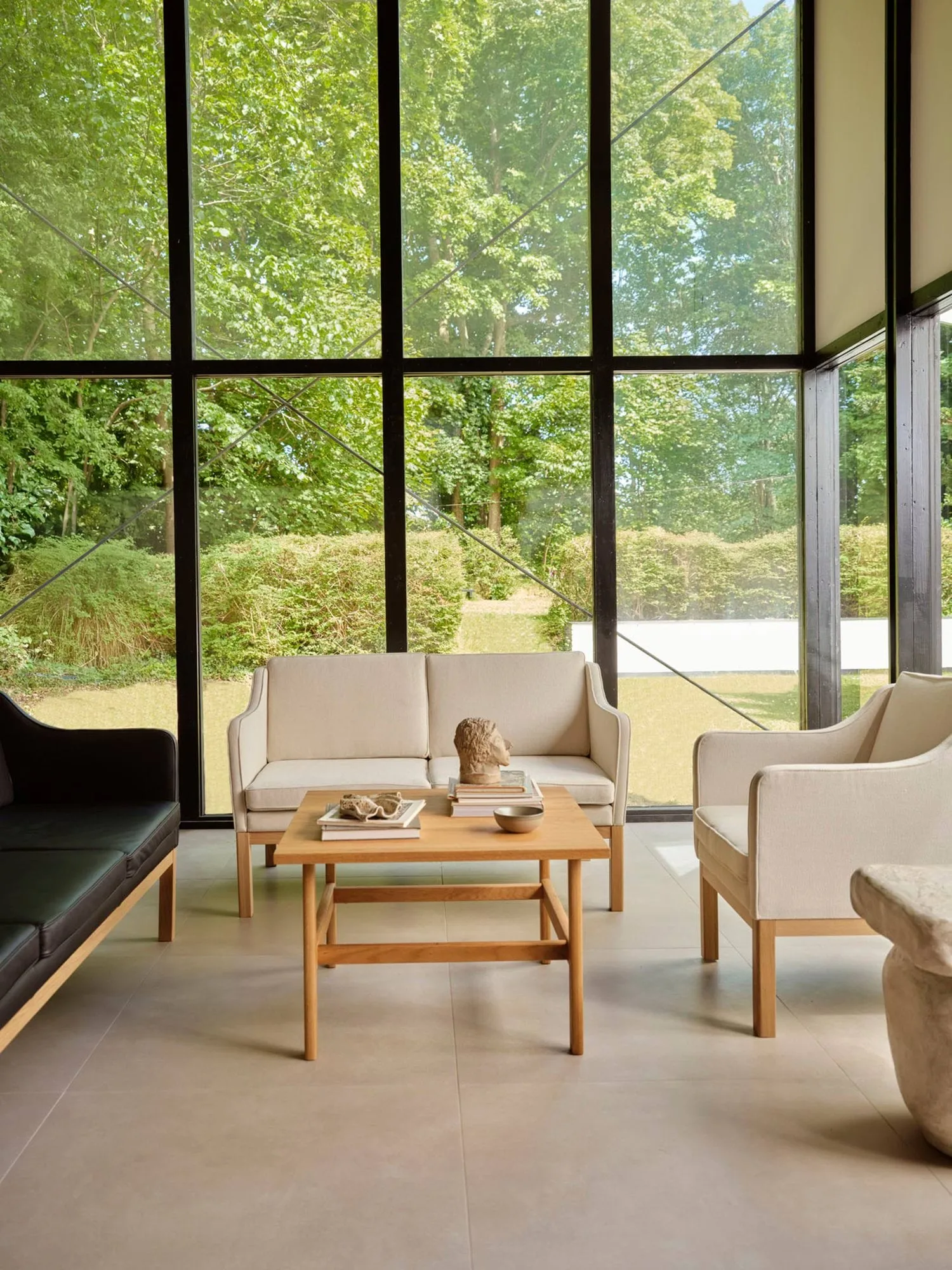 L46 MK155 armchair, Lacquered oak–beige fabric FDB Møbler