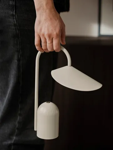 Arum portable lamp - Cashmere - Ferm Living