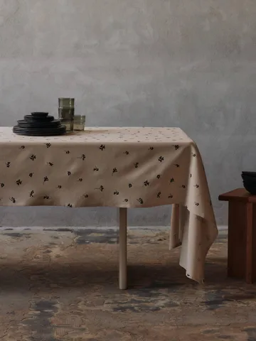 Baies tablecloth 150x240 cm - Natural-dark chocolate - Ferm Living