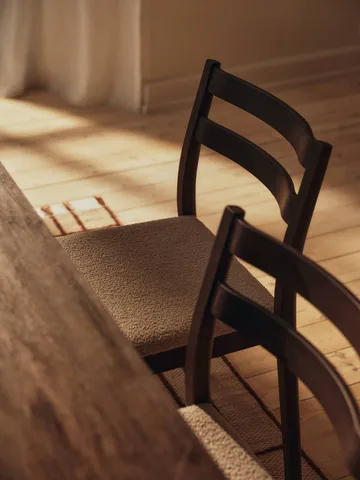 Boda chair - Upholstered seat soft bouclé, dark-stained beech-natural - Ferm Living