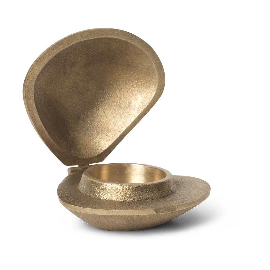 Clam candle holder, Brass Ferm Living