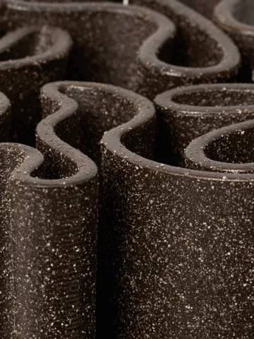 Dedali vase 11 cm - Dark brown - Ferm Living