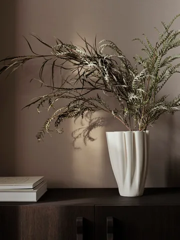 Dedali vase 25 cm - Off-white - Ferm Living