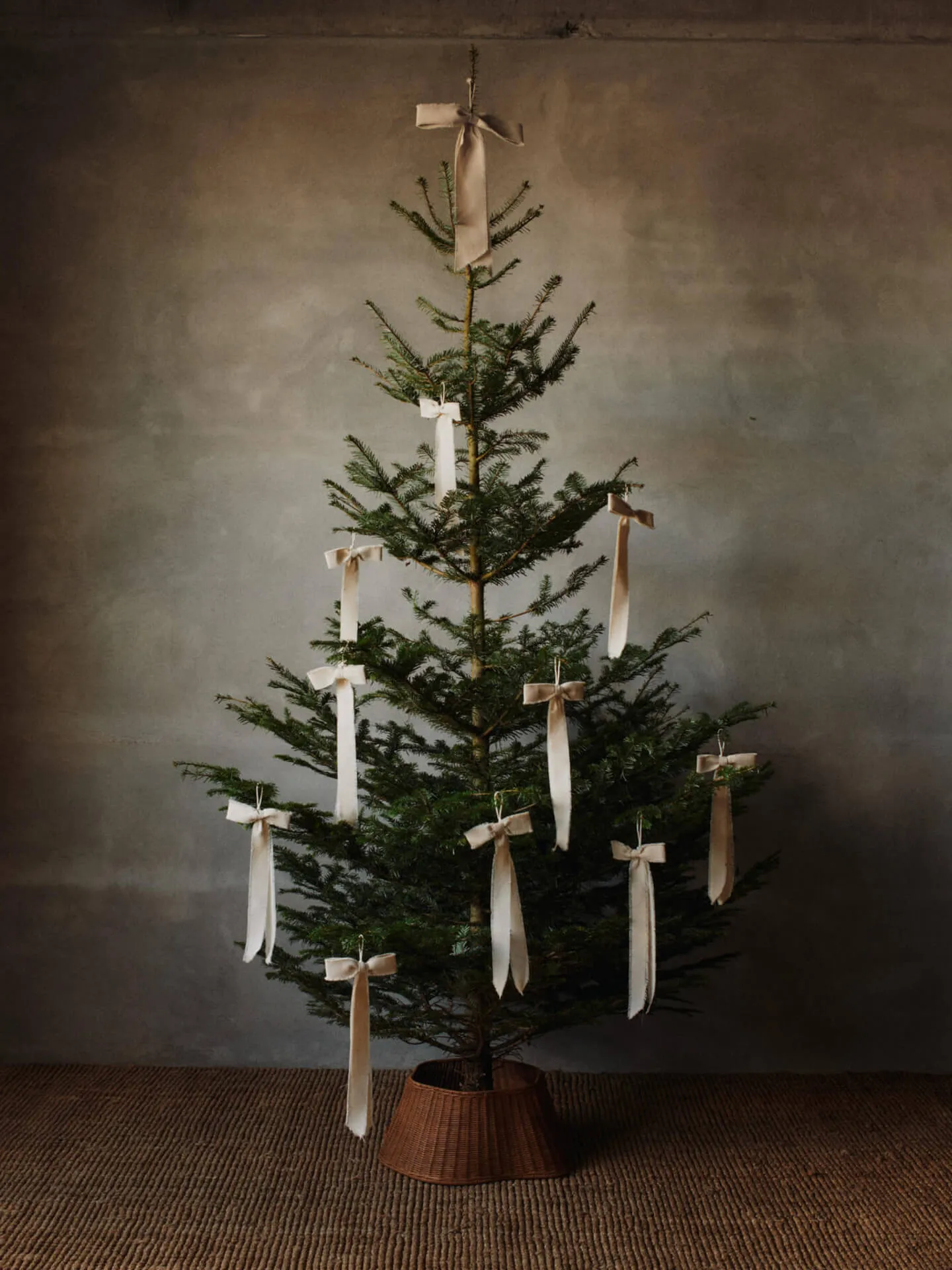 Drape braided tree skirt Christmas tree basket, Natural Ferm Living