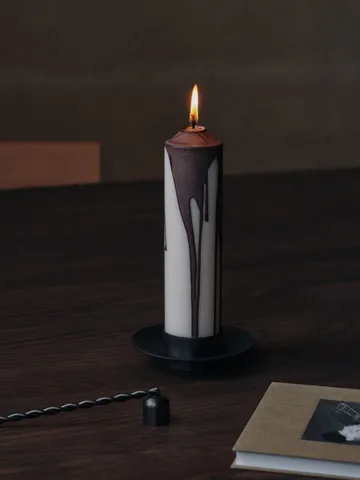 Drip pillar candle - Dark Chocolate, 20 cm - Ferm Living