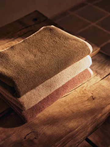 Ekko towel - Cashmere-off-white, 50x100 cm - Ferm Living