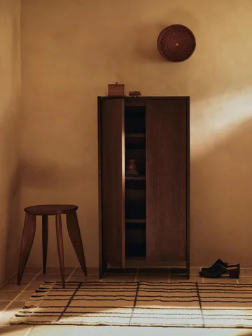 Feve side table - Walnut, 42x42x45 cm - Ferm Living