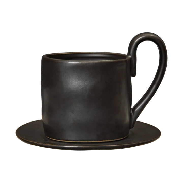 Flow mug with saucer 25 cl - Black - Ferm Living